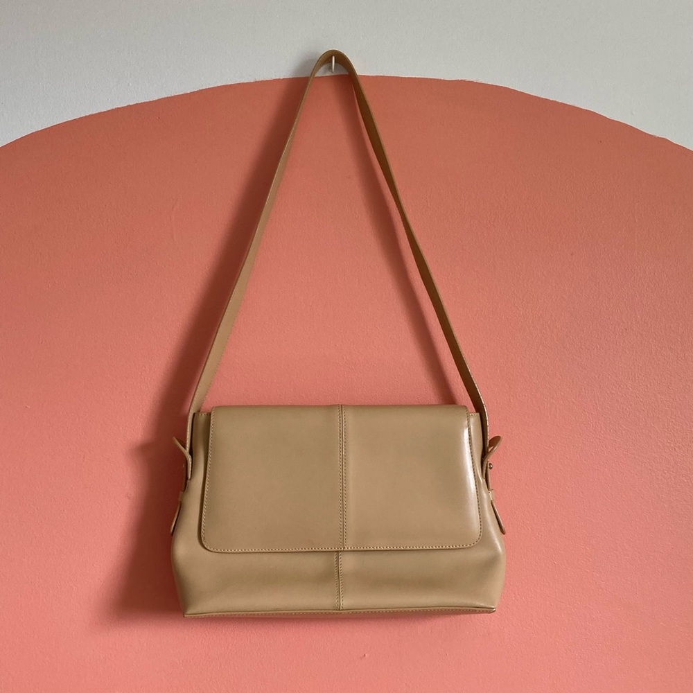 M. London Minimalist Leather Purse